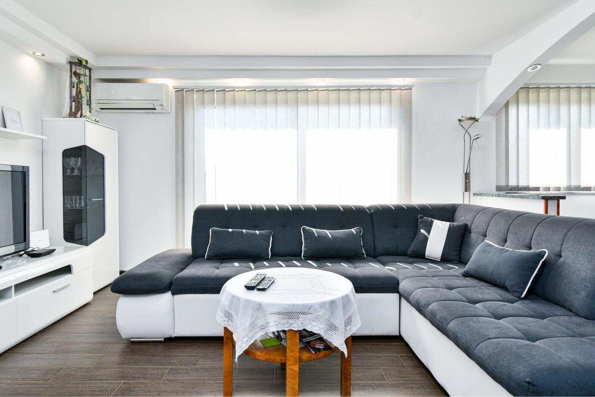 Apartman Lavanda Sa Bazenom I Okucnicom 4* Hreljin Eksteriør billede