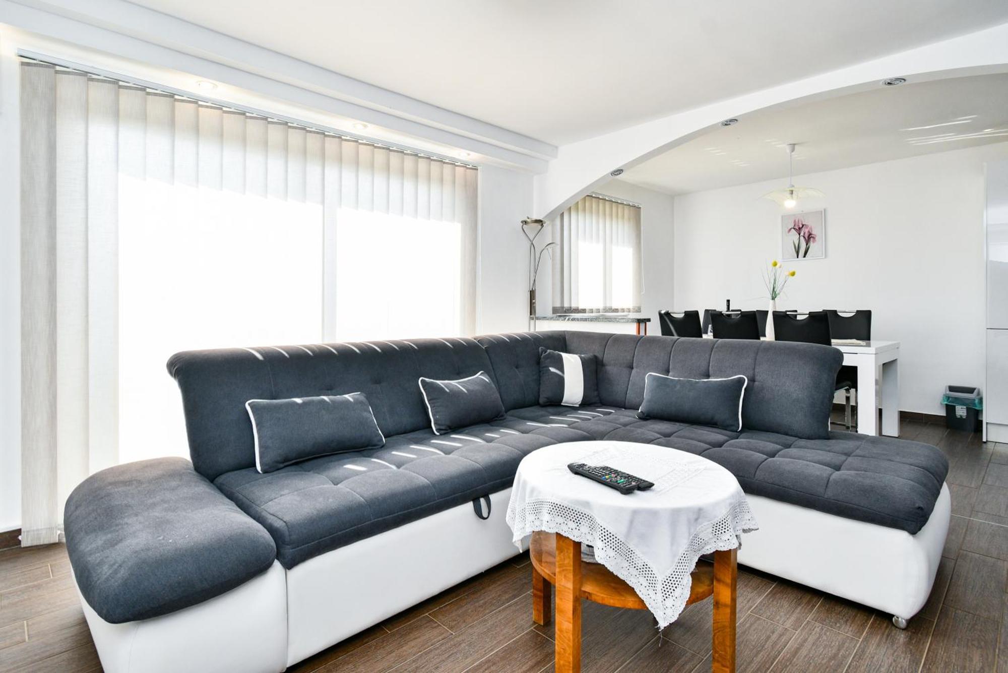 Apartman Lavanda Sa Bazenom I Okucnicom 4* Hreljin Eksteriør billede