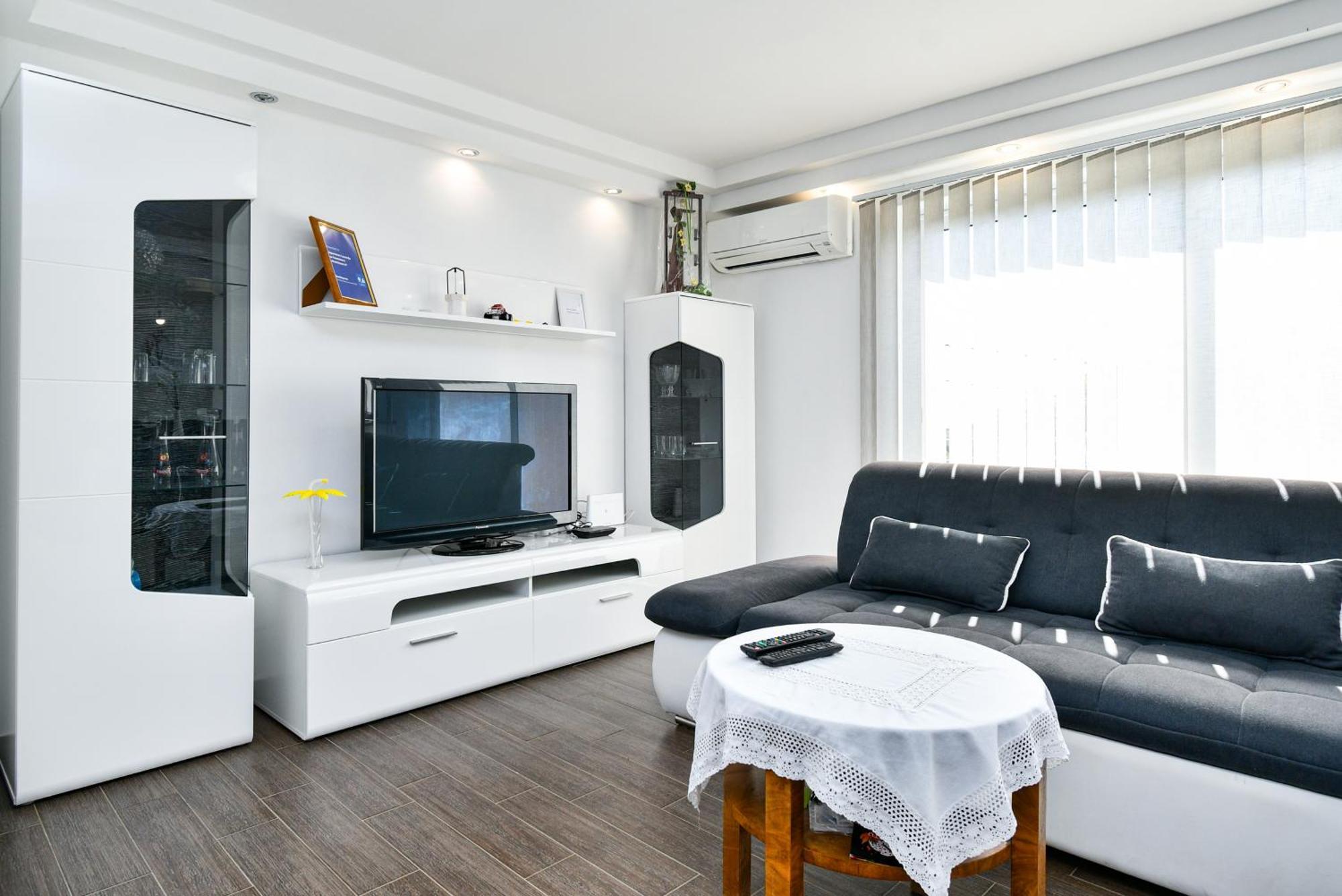 Apartman Lavanda Sa Bazenom I Okucnicom 4* Hreljin Eksteriør billede